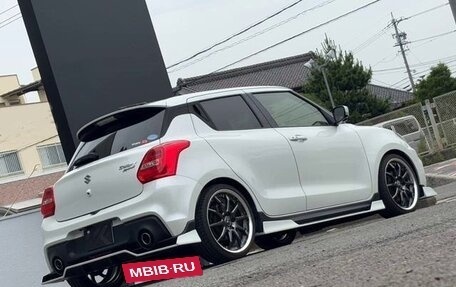 Suzuki Swift V, 2021 год, 1 062 000 рублей, 9 фотография