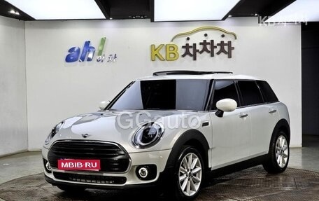 MINI Clubman, 2022 год, 3 355 000 рублей, 1 фотография