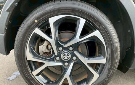 Toyota C-HR I рестайлинг, 2020 год, 2 100 213 рублей, 13 фотография