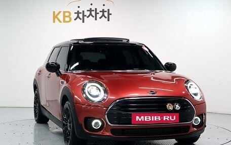 MINI Clubman, 2020 год, 2 200 000 рублей, 2 фотография