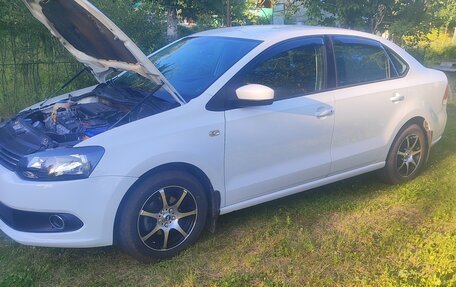 Volkswagen Polo VI (EU Market), 2014 год, 990 000 рублей, 13 фотография