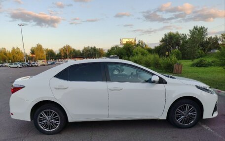 Toyota Corolla, 2017 год, 2 000 000 рублей, 4 фотография