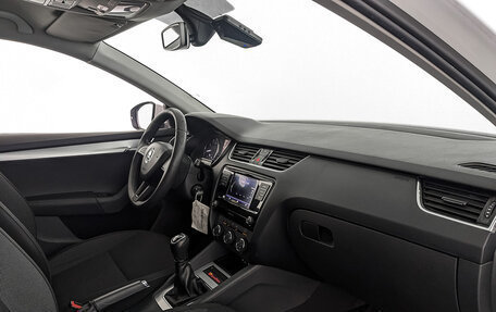 Skoda Octavia, 2017 год, 1 235 000 рублей, 13 фотография