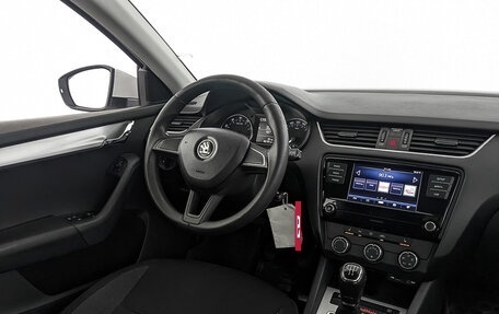 Skoda Octavia, 2017 год, 1 235 000 рублей, 25 фотография