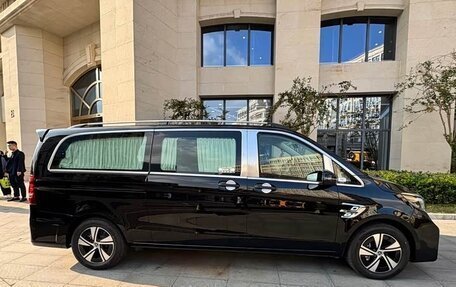 Mercedes-Benz Vito, 2024 год, 5 100 000 рублей, 2 фотография