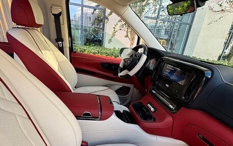 Mercedes-Benz Vito, 2024 год, 5 100 000 рублей, 9 фотография