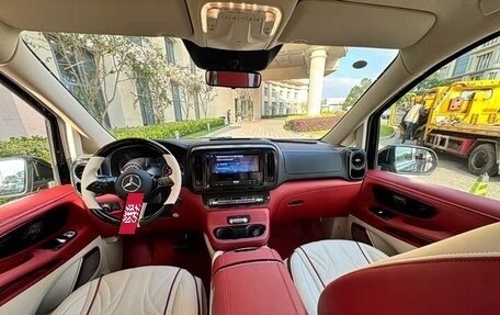 Mercedes-Benz Vito, 2024 год, 5 100 000 рублей, 4 фотография