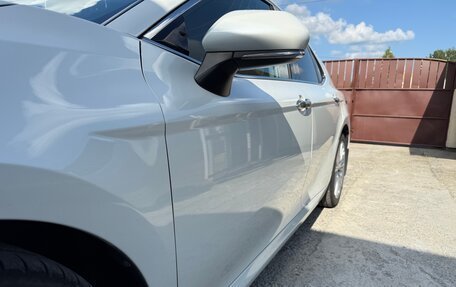Toyota Camry, 2020 год, 3 300 000 рублей, 6 фотография