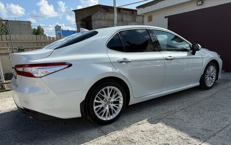 Toyota Camry, 2020 год, 3 300 000 рублей, 8 фотография