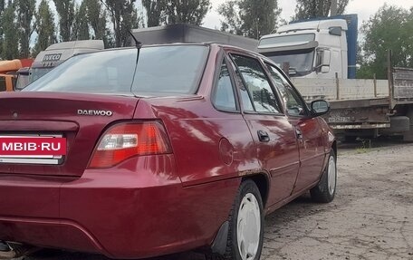 Daewoo Nexia I рестайлинг, 2011 год, 130 000 рублей, 4 фотография