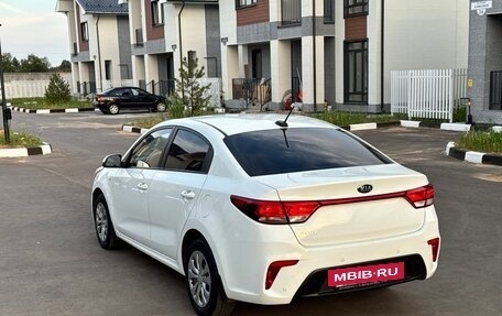 KIA Rio IV, 2018 год, 1 085 000 рублей, 5 фотография