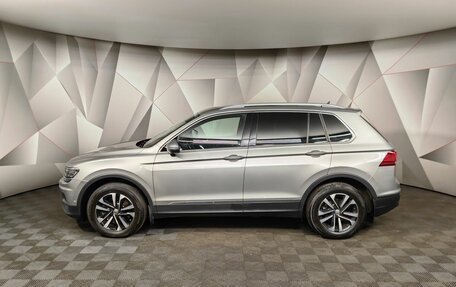 Volkswagen Tiguan II, 2019 год, 2 843 000 рублей, 5 фотография