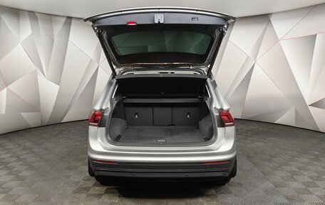 Volkswagen Tiguan II, 2019 год, 2 843 000 рублей, 18 фотография