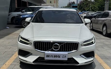 Volvo S60 III, 2021 год, 2 150 777 рублей, 2 фотография
