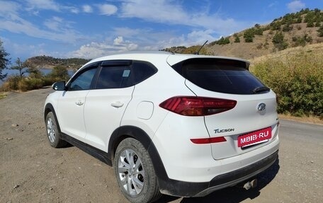 Hyundai Tucson III, 2019 год, 2 250 000 рублей, 9 фотография