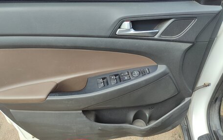 Hyundai Tucson III, 2019 год, 2 250 000 рублей, 12 фотография