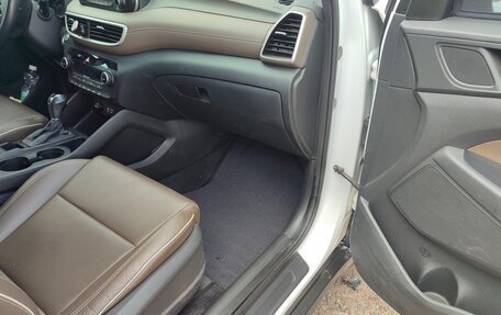 Hyundai Tucson III, 2019 год, 2 250 000 рублей, 16 фотография