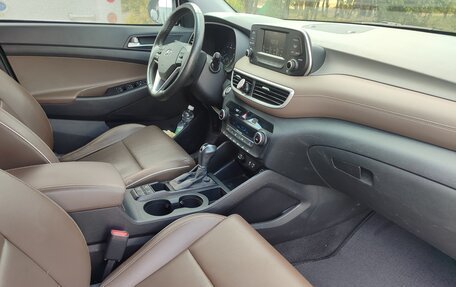 Hyundai Tucson III, 2019 год, 2 250 000 рублей, 18 фотография