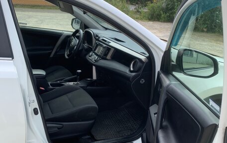 Toyota RAV4, 2013 год, 2 000 000 рублей, 8 фотография