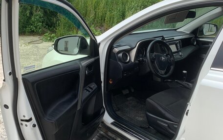 Toyota RAV4, 2013 год, 2 000 000 рублей, 13 фотография