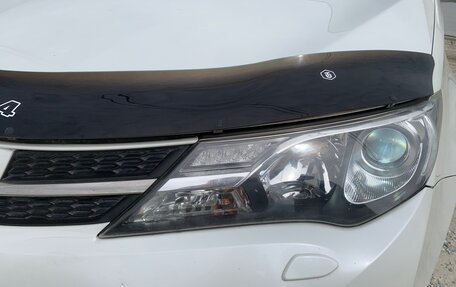 Toyota RAV4, 2013 год, 2 000 000 рублей, 17 фотография