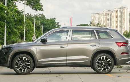 Skoda Kodiaq I, 2025 год, 3 260 000 рублей, 8 фотография
