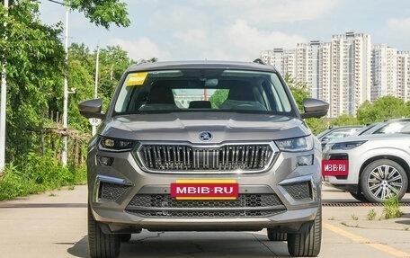 Skoda Kodiaq I, 2025 год, 3 260 000 рублей, 2 фотография