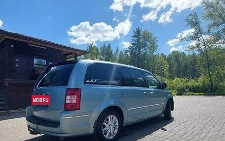 Chrysler Voyager IV, 2008 год, 1 350 000 рублей, 5 фотография