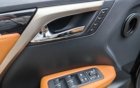 Lexus RX IV рестайлинг, 2022 год, 5 700 000 рублей, 6 фотография