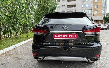 Lexus RX IV рестайлинг, 2022 год, 5 700 000 рублей, 5 фотография