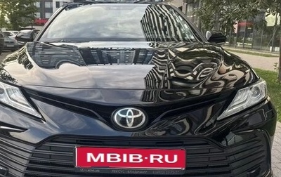 Toyota Camry, 2021 год, 3 650 000 рублей, 1 фотография