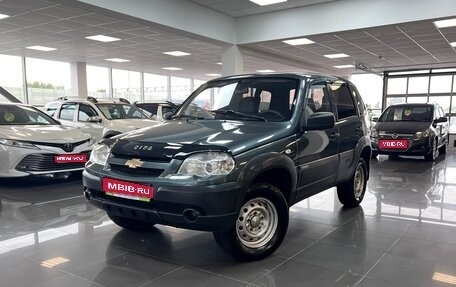 Chevrolet Niva I рестайлинг, 2013 год, 445 000 рублей, 1 фотография