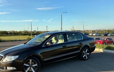 Skoda Superb III рестайлинг, 2012 год, 1 400 000 рублей, 2 фотография