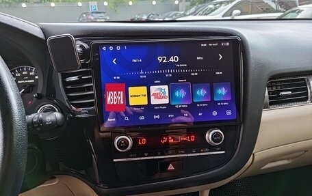 Mitsubishi Outlander III рестайлинг 3, 2019 год, 3 399 000 рублей, 13 фотография