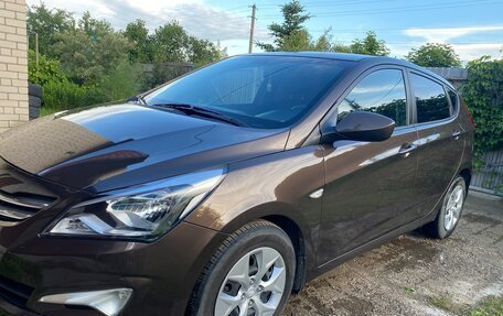 Hyundai Solaris II рестайлинг, 2015 год, 995 000 рублей, 5 фотография