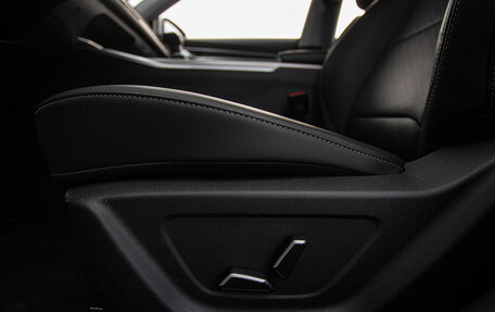 Geely Emgrand, 2024 год, 2 663 990 рублей, 20 фотография