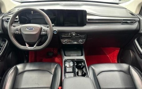 Ford Edge II рестайлинг, 2021 год, 2 290 000 рублей, 10 фотография