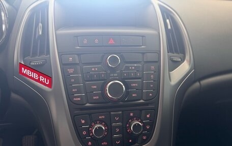 Opel Astra J, 2013 год, 700 000 рублей, 11 фотография