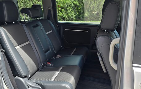 Honda Stepwgn IV, 2019 год, 2 490 000 рублей, 12 фотография