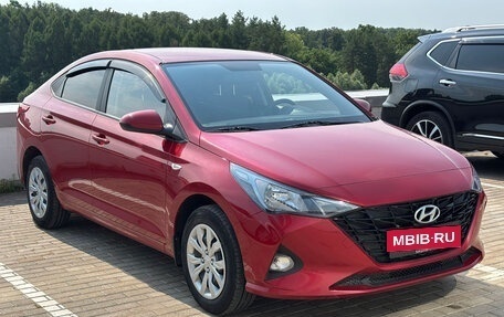 Hyundai Solaris II рестайлинг, 2021 год, 1 620 000 рублей, 3 фотография