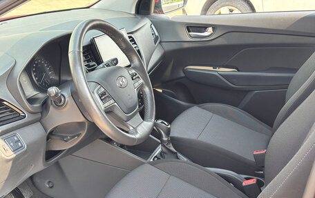 Hyundai Solaris II рестайлинг, 2021 год, 1 620 000 рублей, 7 фотография