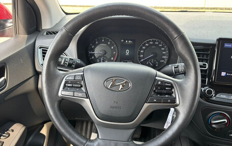 Hyundai Solaris II рестайлинг, 2021 год, 1 620 000 рублей, 10 фотография