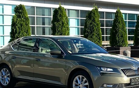 Skoda Superb III рестайлинг, 2015 год, 1 830 000 рублей, 1 фотография