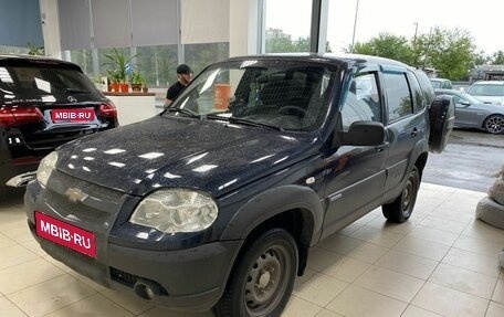 Chevrolet Niva I рестайлинг, 2010 год, 499 000 рублей, 1 фотография