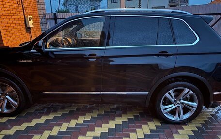 Volkswagen Tiguan II, 2021 год, 3 198 000 рублей, 4 фотография