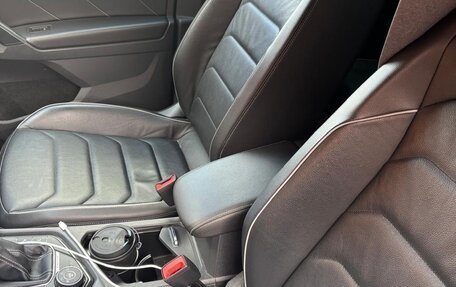 Volkswagen Tiguan II, 2021 год, 3 198 000 рублей, 9 фотография