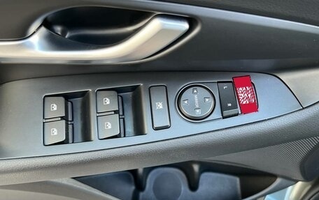 Hyundai i30 III, 2022 год, 1 999 990 рублей, 16 фотография