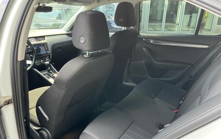 Skoda Octavia, 2018 год, 1 750 000 рублей, 13 фотография