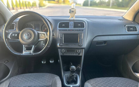 Volkswagen Polo VI (EU Market), 2018 год, 1 220 000 рублей, 3 фотография