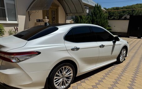 Toyota Camry, 2018 год, 2 500 000 рублей, 3 фотография